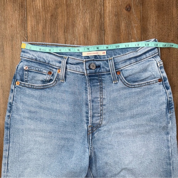 LEVI'S Wedgie Straight Leg High Rise Distressed Torn Blue Jeans Ankle - Picture 7 of 13